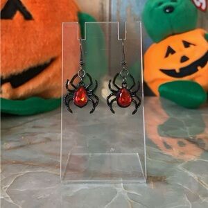 🕷️!!HANDMADE EARRINGS!!🕷️